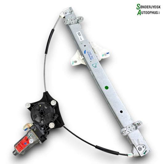 Hyundai I10 Rudemotor - Rudehejs Med OEM Nr. 82403B4110	 Fra Hyundai Ophugger