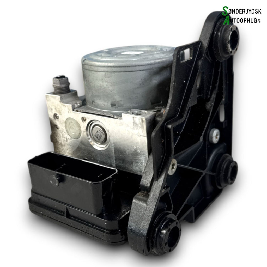 Skoda Octavia ABS Pumpe Med OEM Nr. 3Q0907379T Fra Skoda Ophugger
