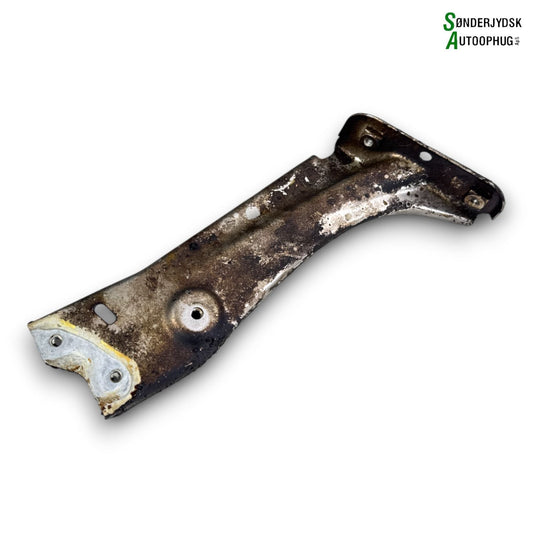 Skoda Octavia Front, Løsdele Med OEM Nr. 5E0821142 Fra Skoda Ophugger