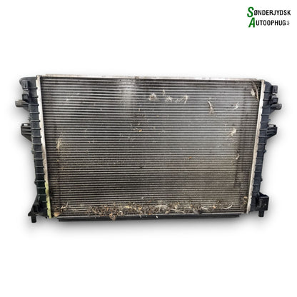 Skoda Octavia Køler Med OEM Nr. 5Q0121251GB Fra Skoda Ophugger