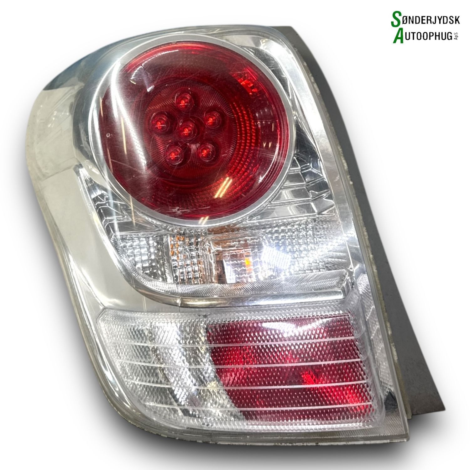 Toyota Verso Baglygte Med OEM Nr. 815610F130 Fra Toyota Ophugger