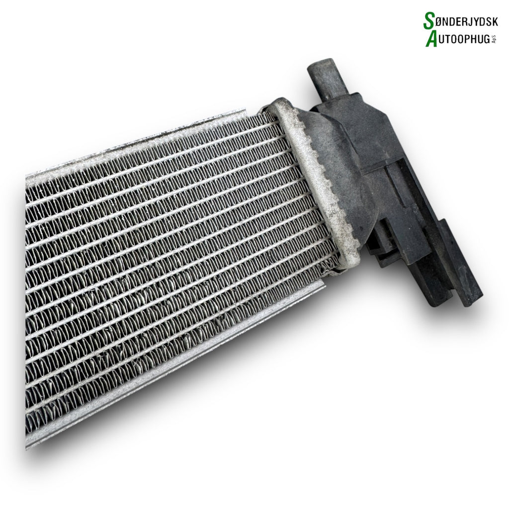 VW Polo 6C Køler Intercooler Med OEM Nr. 6R0145805H Fra VW Ophugger