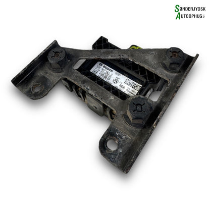 VW Polo 6C Radar Med OEM Nr. 5Q0907461A Fra VW Ophugger