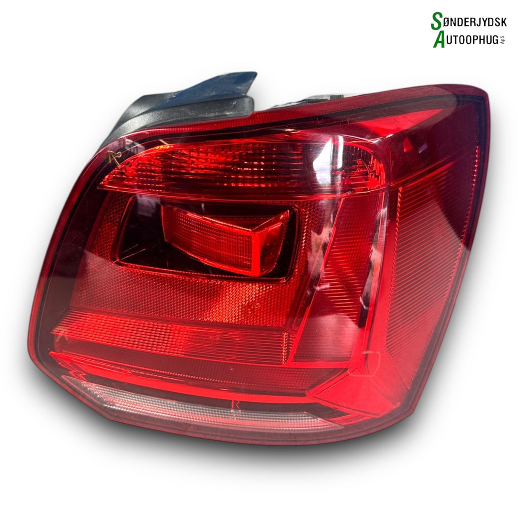 VW Polo 6C Baglygte Med OEM Nr. 6C0945096K Fra VW Ophugger