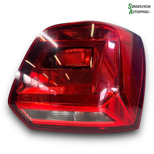 VW Polo 6C Baglygte Med OEM Nr. 6C0945096 Fra VW Ophugger