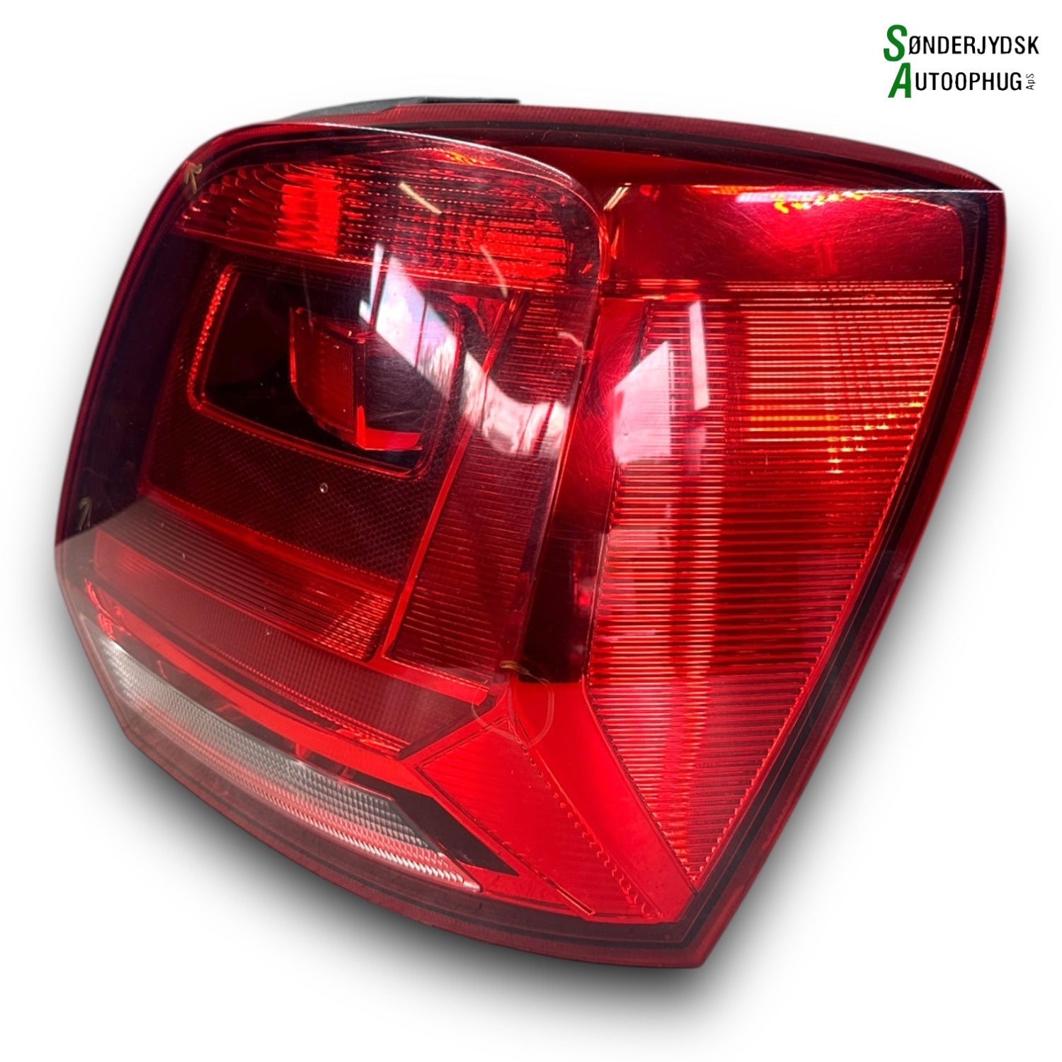 VW Polo 6C Baglygte Med OEM Nr. 6C0945096 Fra VW Ophugger