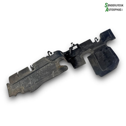 VW Polo 6C Front, Løsdele Med OEM Nr. 6R0121284D Fra VW Ophugger