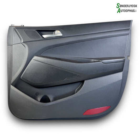 Hyundai Tucson Dørbeklædning Med OEM Nr. 82308D7020TRY Fra Hyundai Ophugger