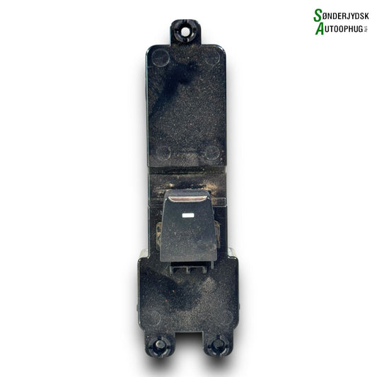 Hyundai Tucson Kontakt Rudehejs Med OEM Nr. 93575D30004X Fra Hyundai Ophugger