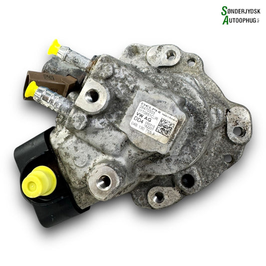 VW Polo 6C Højtrykspumpe Med OEM Nr. 04B130755F Fra VW Ophugger
