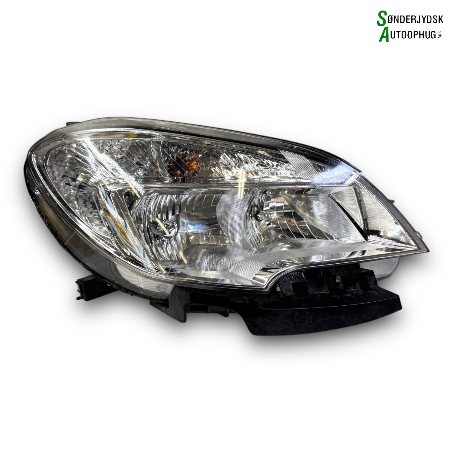 Opel Mokka A Forlygte Med OEM Nr. 95095497 Fra Opel Ophugger