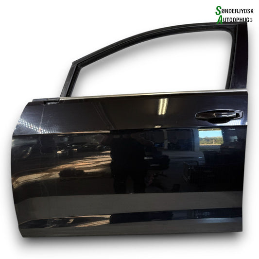 VW Golf 7 AU Fordør V Med OEM Nr. 5G4831055AN Fra VW Ophugger