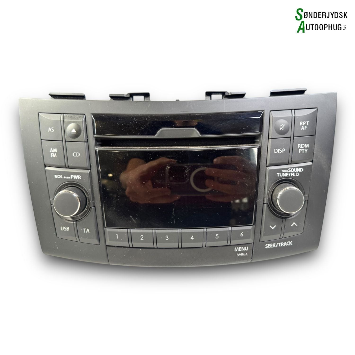 Suzuki Swift Radio M/Cd Med OEM Nr. 3910168LA1 Fra Suzuki Ophugger