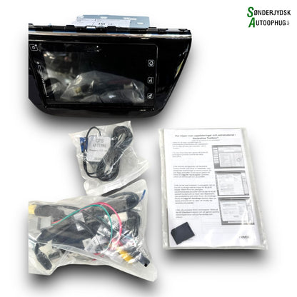 Suzuki SX4 S-Cross JY Radio, Multi Display Med OEM Nr. 990E061M00NAV Fra Suzuki Ophugger