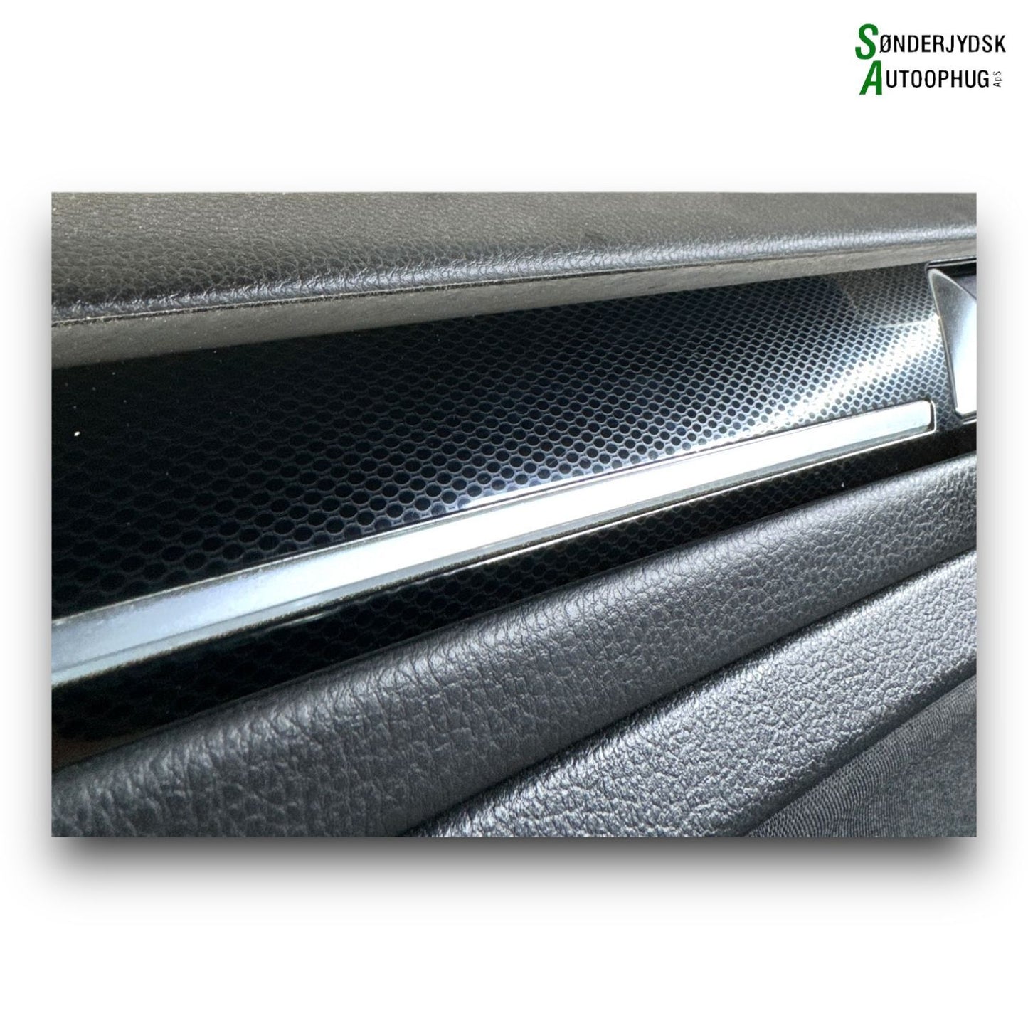 VW Golf 7 AU Dørbeklædning Med OEM Nr. 5G4858065BAEP Fra VW Ophugger