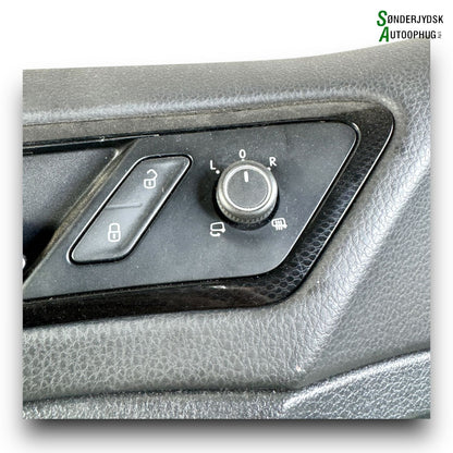 VW Golf 7 AU Dørbeklædning Med OEM Nr. 5G1867255C Fra VW Ophugger