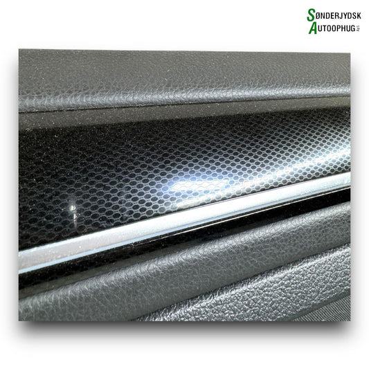 VW Golf 7 AU Dørbeklædning Med OEM Nr. 5G0868040A Fra VW Ophugger