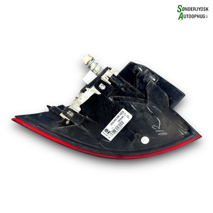 VW Golf 7 AU Baglygte Med OEM Nr. 5G9945096A Fra VW Ophugger