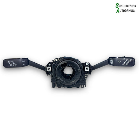 VW Golf 7 AU Kontakt Combi Med OEM Nr. 5Q0953569A Fra VW Ophugger