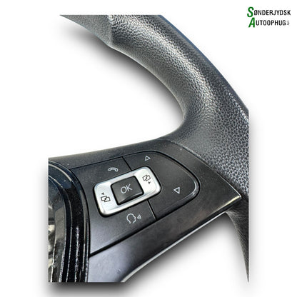 VW Passat 3G Rat Med OEM Nr. 5G0959442HICX Fra VW Ophugger