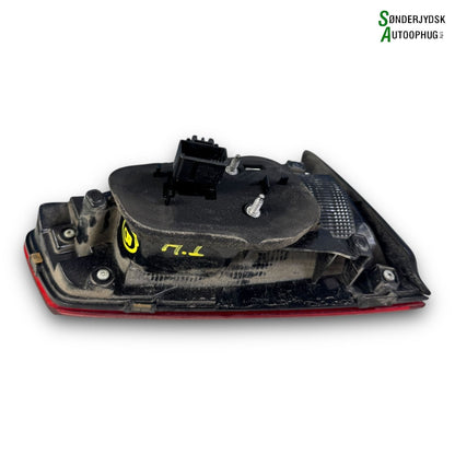 VW Passat 3G Baglygte Med OEM Nr. 3G9945094E Fra VW Ophugger