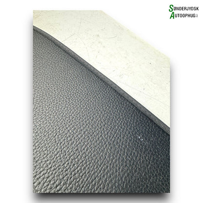 VW Passat 3G Bagageafdæk/Rullegar. Stc Med OEM Nr. 3G9867871G Fra VW Ophugger