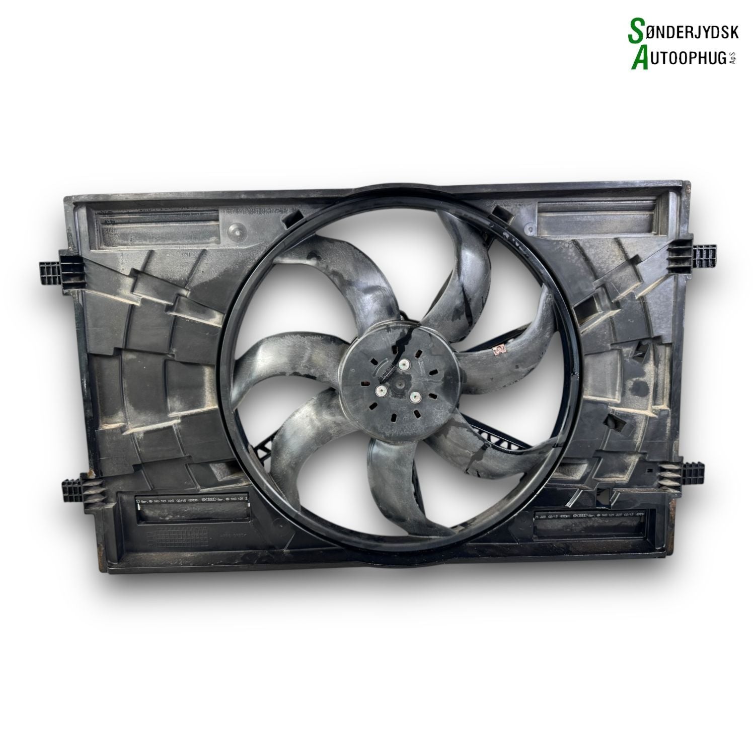 VW Passat 3G Kølerblæser El Med OEM Nr. 5WA121203G Fra VW Ophugger