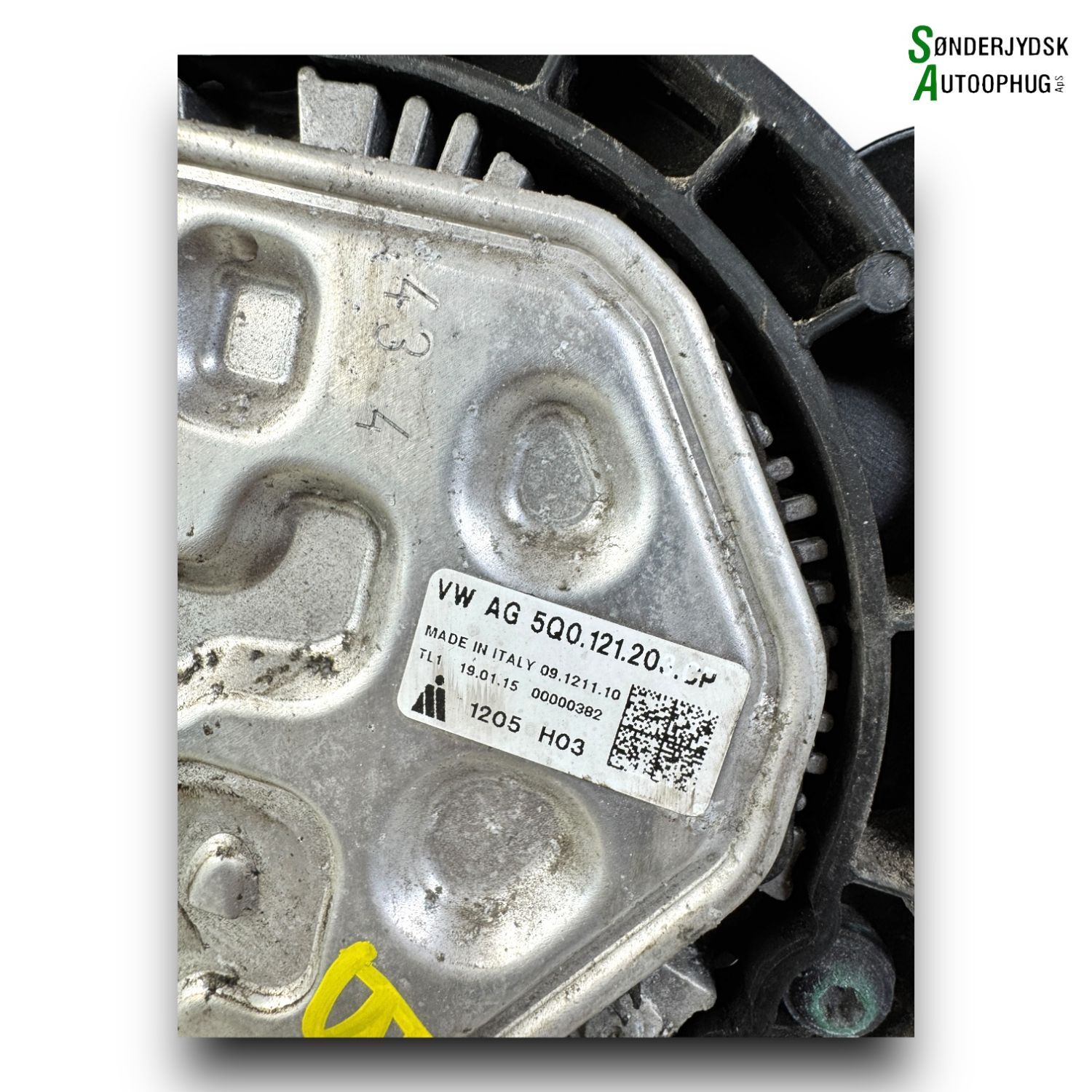 VW Passat 3G Kølerblæser El Med OEM Nr. 5Q0121203CP Fra VW Ophugger