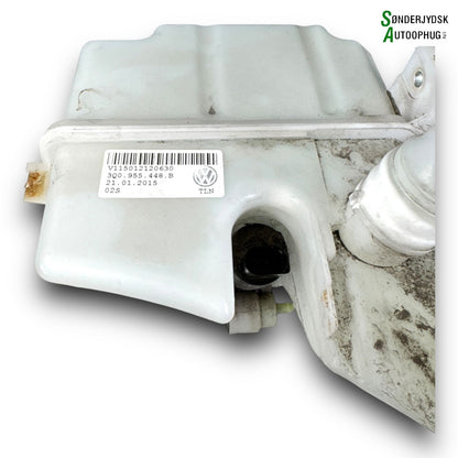 VW Passat 3G Sprinkler M/Motor Med OEM Nr. 5G0955453J1K6955651 Fra VW Ophugger