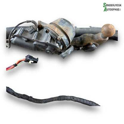 VW Passat 3G Anhængertræk, Aftagel Med OEM Nr. 5Q0907383D Fra VW Ophugger