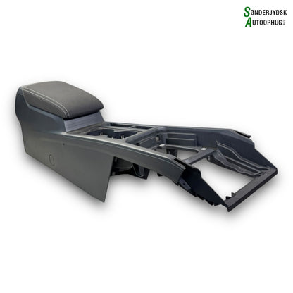 VW Passat 3G Armlæn Med OEM Nr. 3G0864207AAMJ Fra VW Ophugger