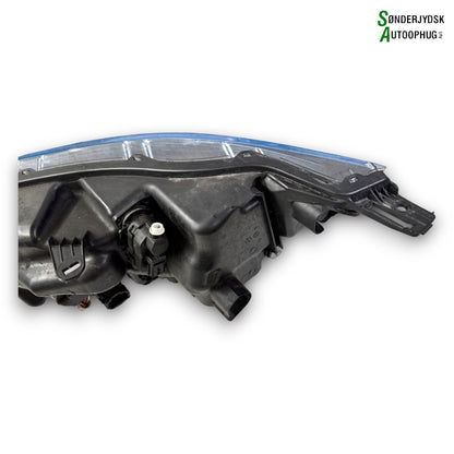 Nissan Qashqai Forlygte Med OEM Nr. 26010HV05A Fra Nissan Ophugger