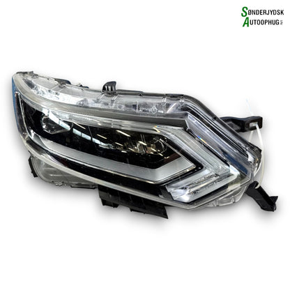 Nissan Qashqai Forlygte Med OEM Nr. 26010HV05A Fra Nissan Ophugger