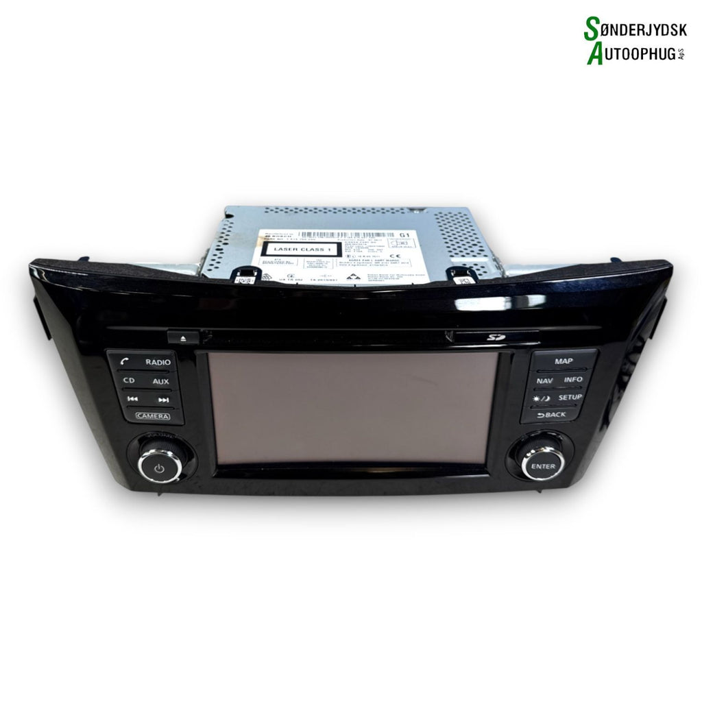 Nissan Qashqai Radio, Multi Display Med OEM Nr. 7513750255 Fra Nissan Ophugger