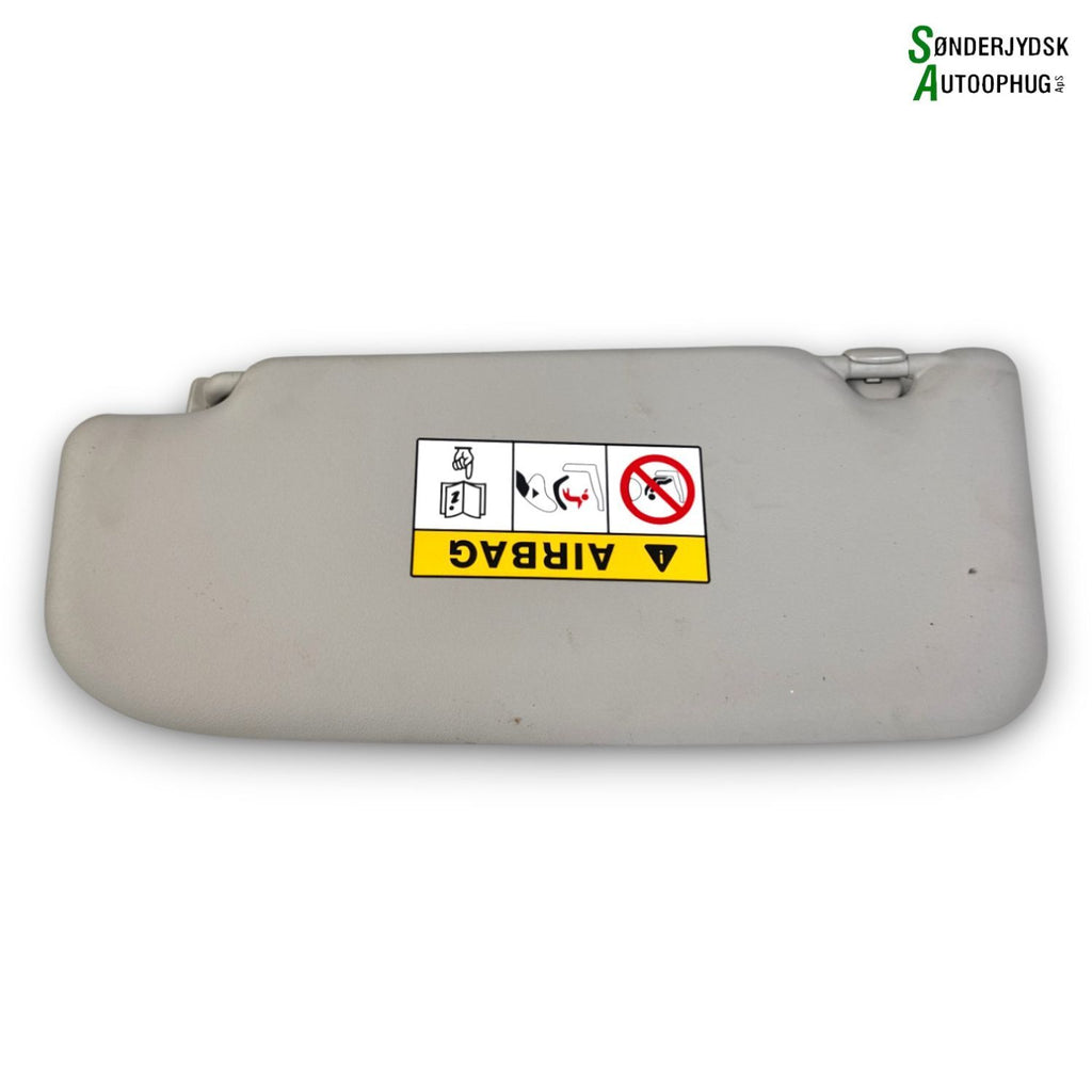 Nissan Qashqai Solskærm Med OEM Nr. 964004EH9A Fra Nissan Ophugger
