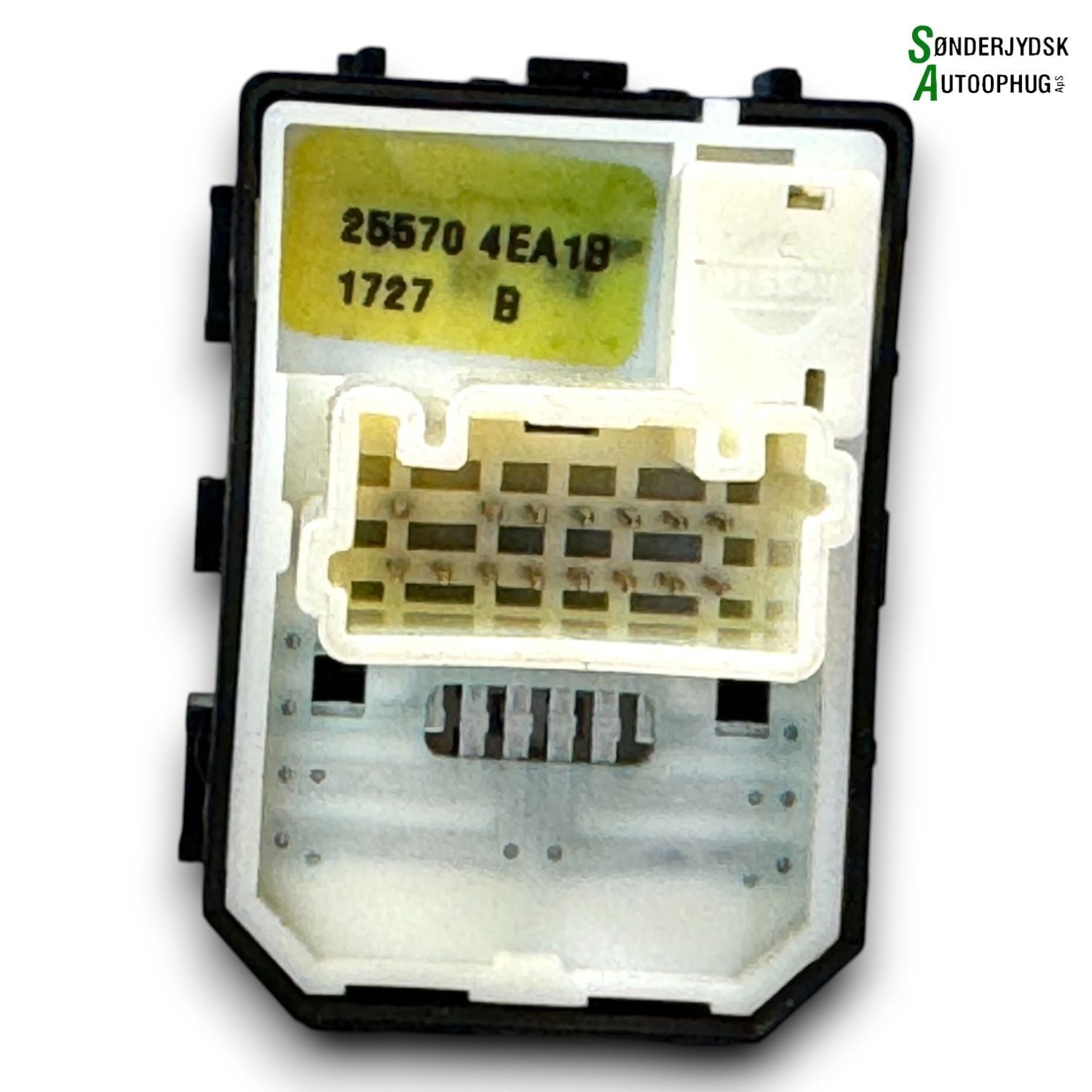 Nissan Qashqai Kontakt Sidespejl Med OEM Nr. 255704EA1B Fra Nissan Ophugger