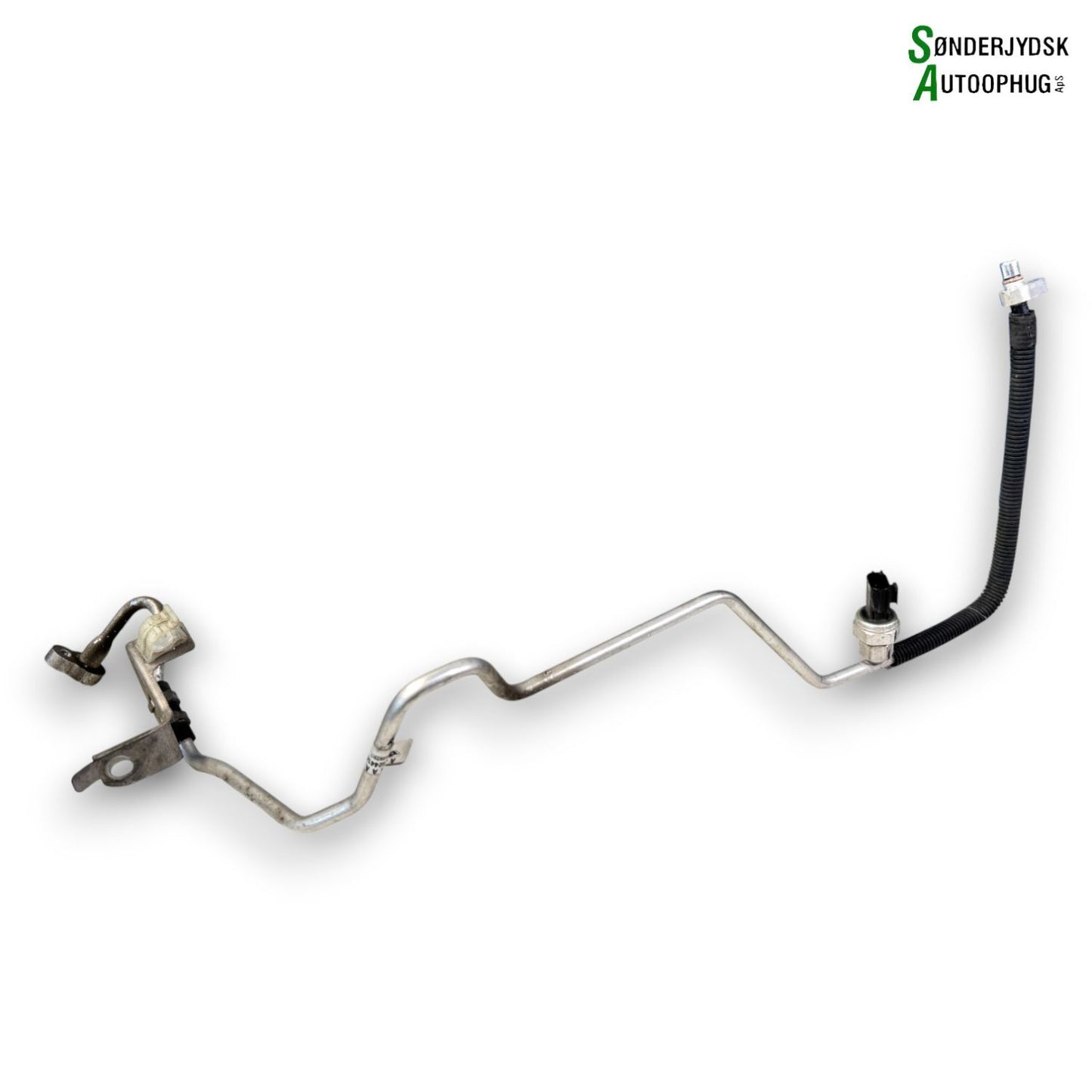 Nissan Qashqai Aircond. Rør/Slang/Ventiler Med OEM Nr. 924414EB0A Fra Nissan Ophugger