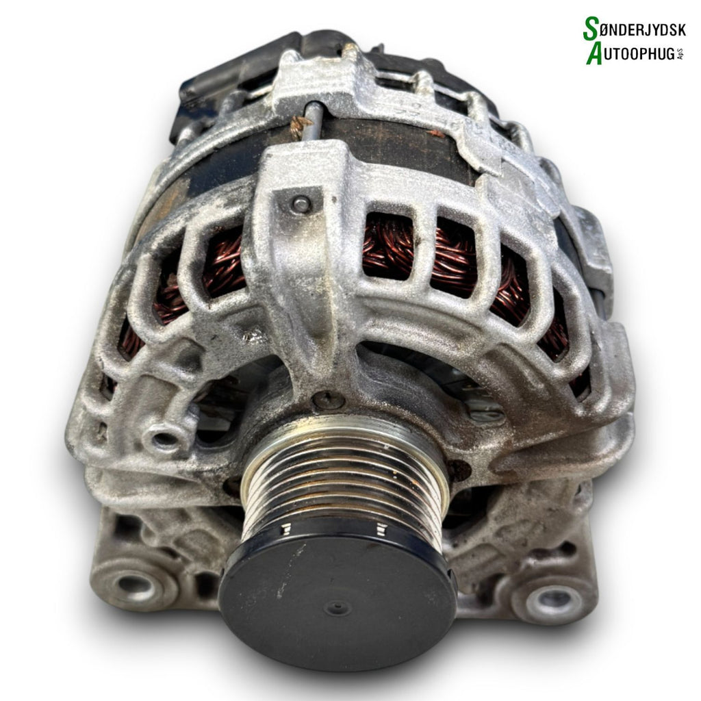 Nissan Qashqai Generator Med OEM Nr. 231004BE0B Fra Nissan Ophugger
