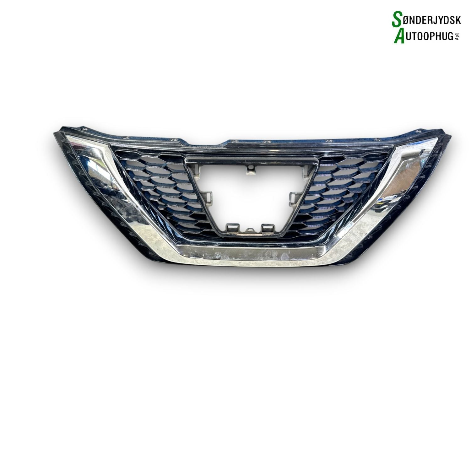 Nissan Qashqai Frontgitter Med OEM Nr. 62310HV10A Fra Nissan Ophugger