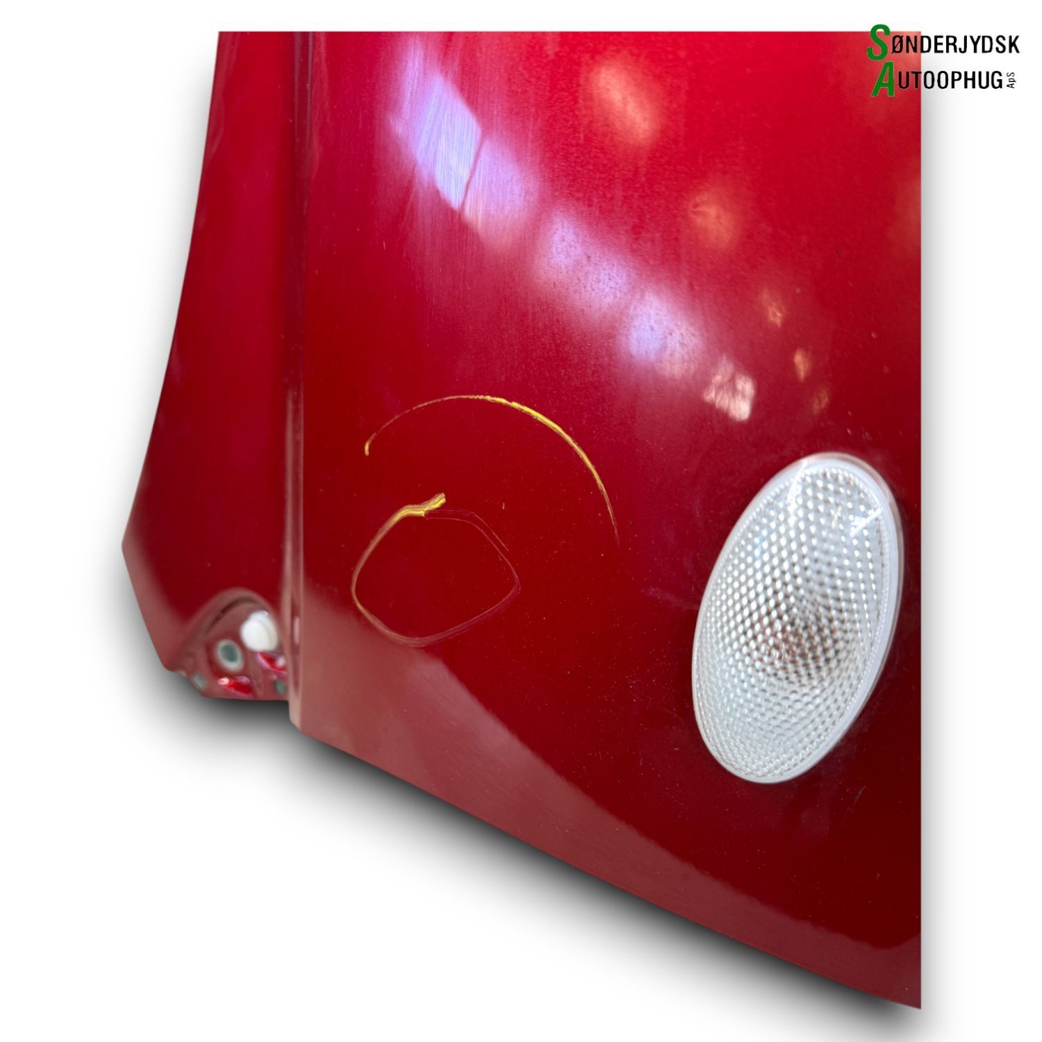 Suzuki Celerio Forskærm H Med OEM Nr. 5761184M00000 Fra Suzuki Ophugger
