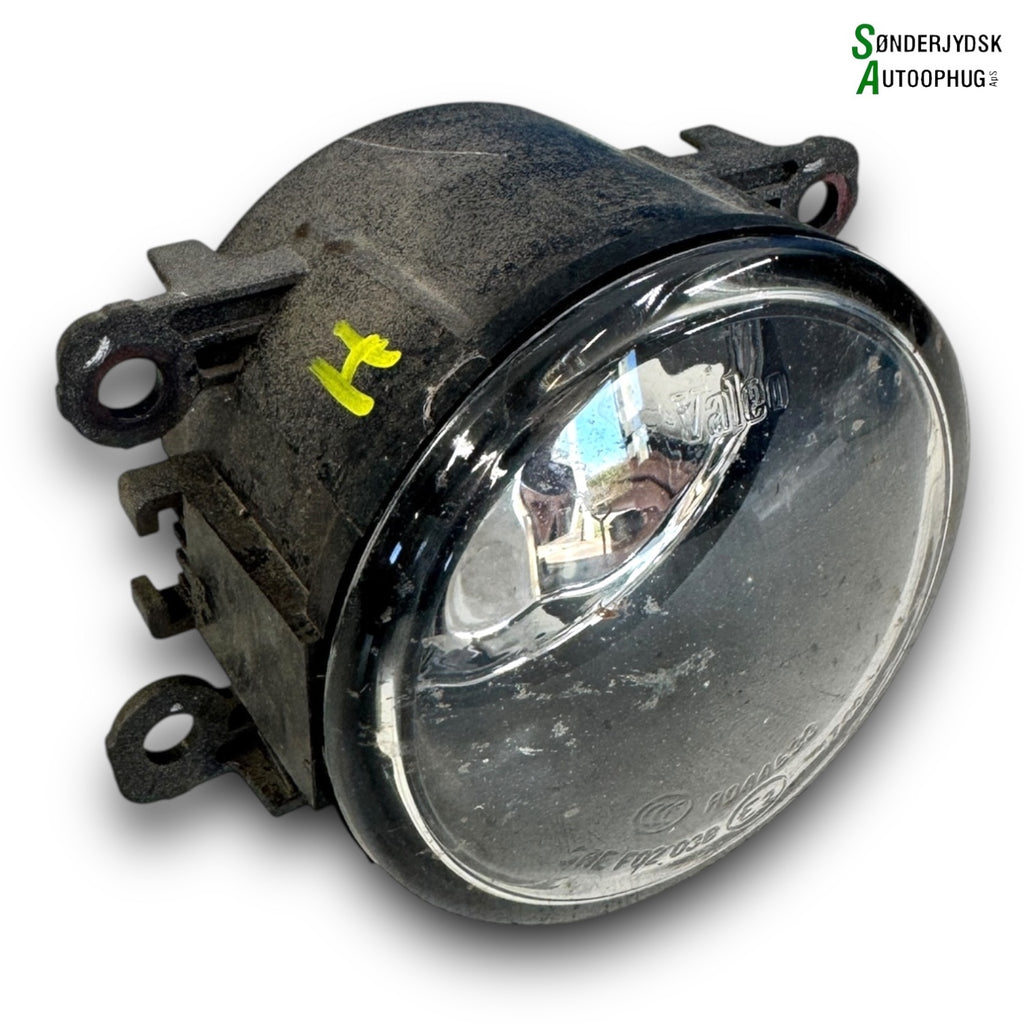 Suzuki Celerio Tågelygte For Med OEM Nr. 3550063J04000 Fra Suzuki Ophugger