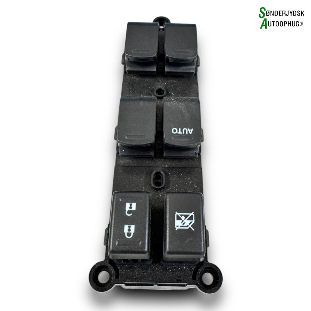Suzuki Celerio Kontakt Rudehejs Med OEM Nr. 3799084M20000 Fra Suzuki Ophugger