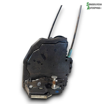 Toyota Verso Dørlås Med OEM Nr. 690500F031 Fra Toyota Ophugger