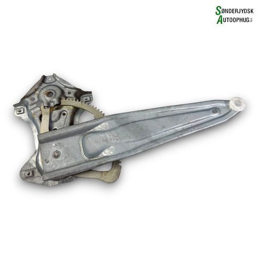 Toyota Verso Rudemotor - Rudehejs Med OEM Nr. 698300F041 Fra Toyota Ophugger