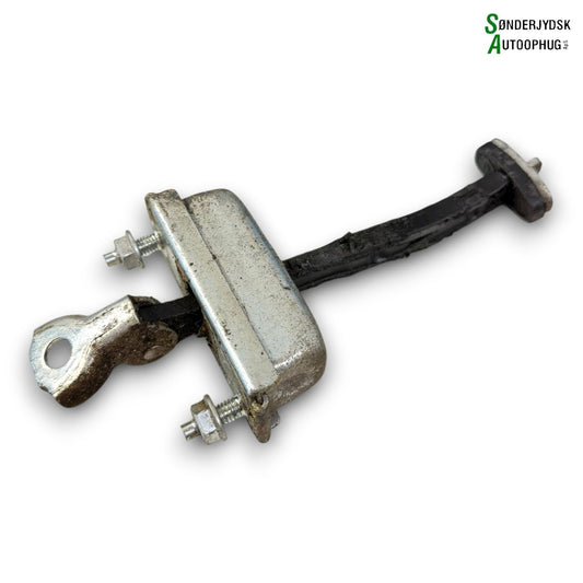 Toyota Verso Dørstop Med OEM Nr. 686300F011 Fra Toyota Ophugger