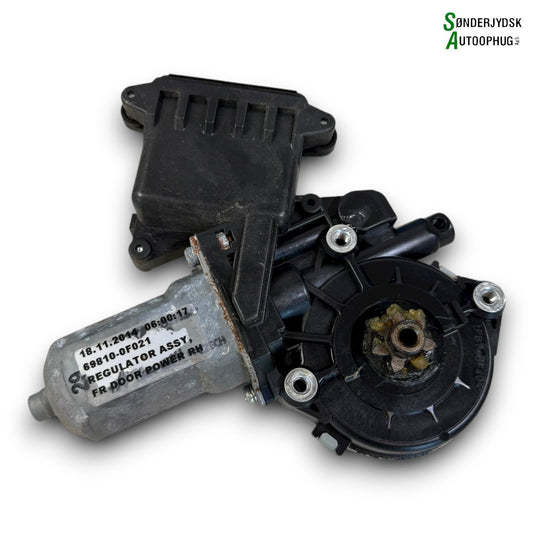 Toyota Verso Rudemotor - Rudehejs Med OEM Nr. 698100F021 Fra Toyota Ophugger