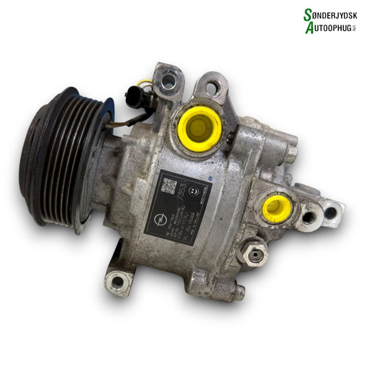 Opel Astra K Aircondition Pumpe Med OEM Nr. 39217353 Fra Opel Ophugger