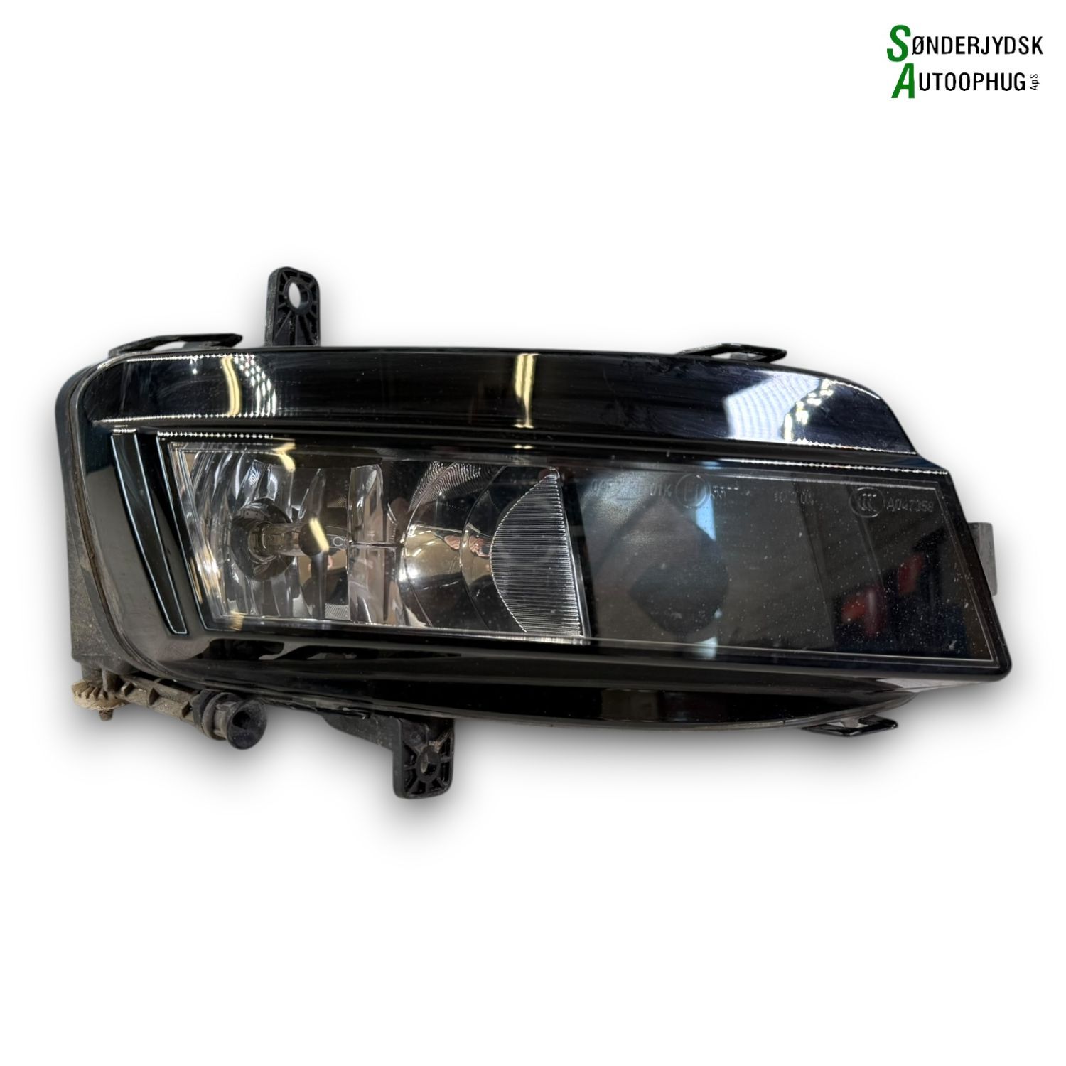 VW Golf 7 AU Tågelygte For Med OEM Nr. 5G0941662D Fra VW Ophugger