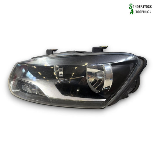 VW Polo 6C Forlygte Med OEM Nr. 6R1941007E Fra VW Ophugger