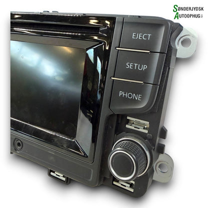 VW Polo 6C Radio, Multi Display Med OEM Nr. 6C0035869B Fra VW Ophugger